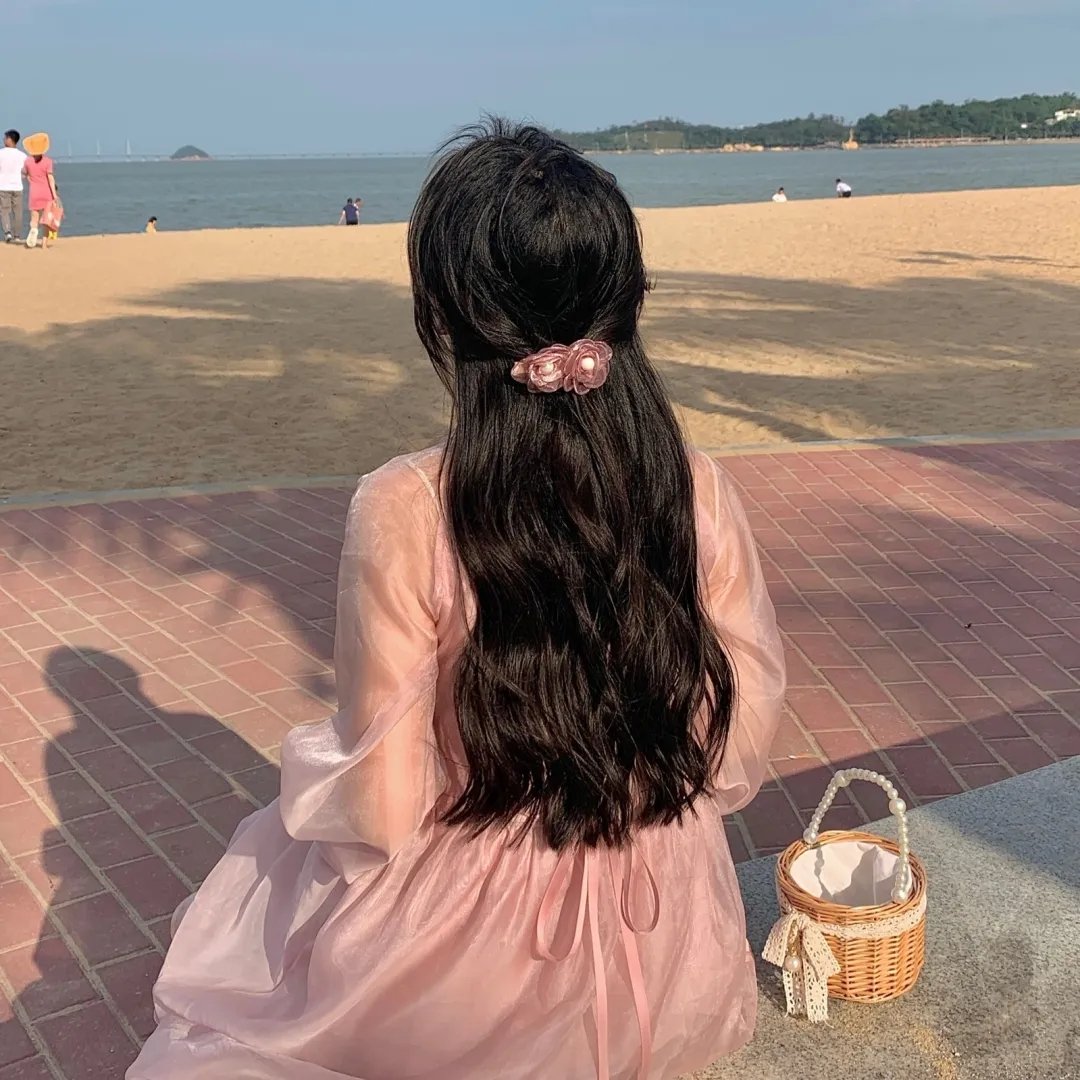 守灵魇 封面